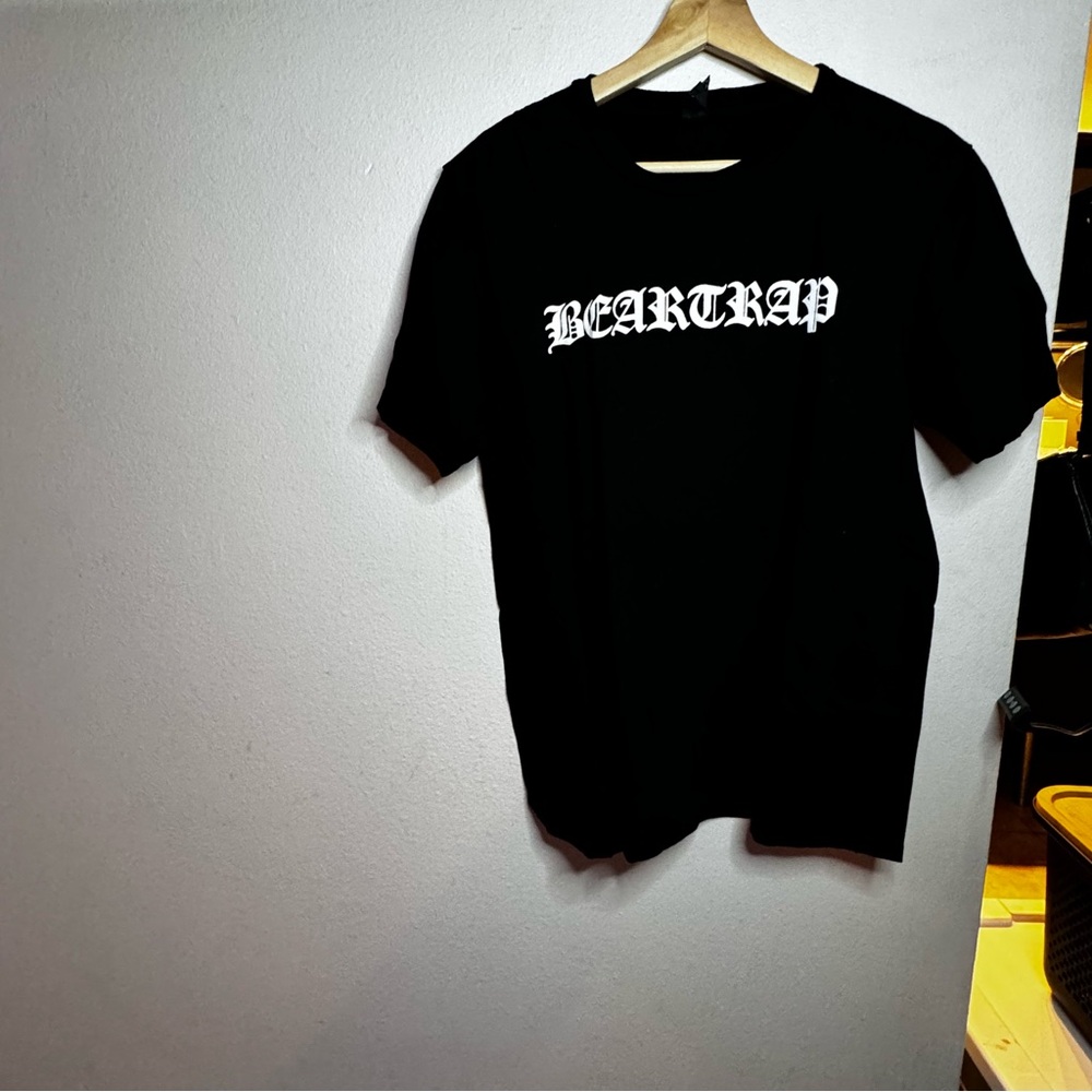 NWOT rare old English Blackbear t - shirt.